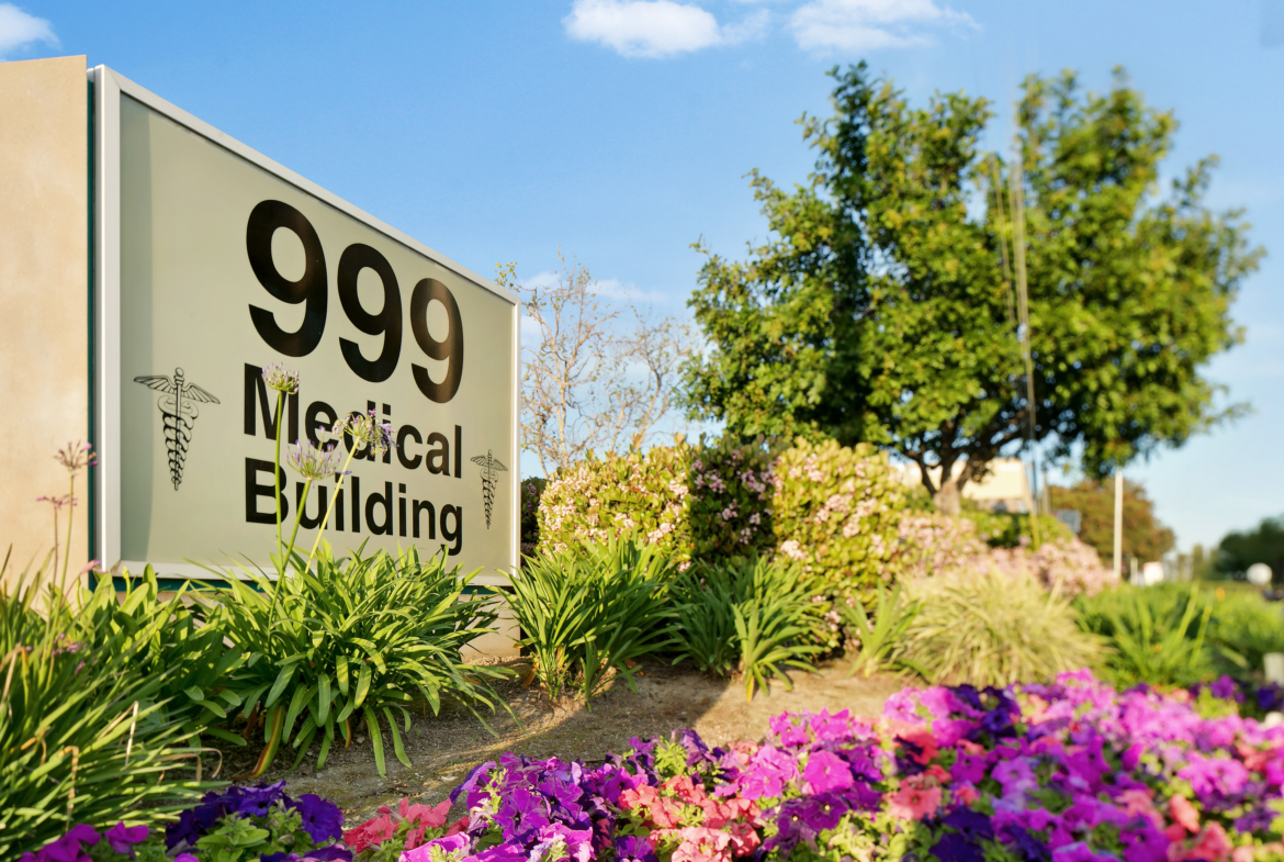 999 medical building santa ana